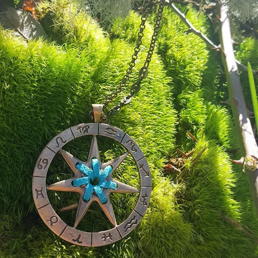 Ornamental Things Guiding Star Pendant NEW!
